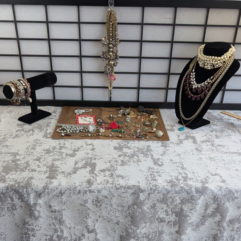 2lb Mixed Jewelry Lot Vintage Modern Crafting Repair Christopher Radko Hard Rock